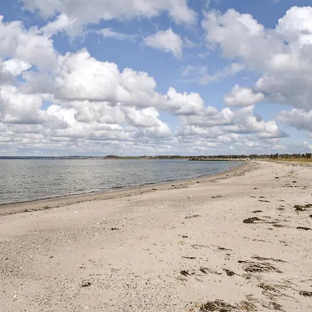 Knebel With A Fireplace 01