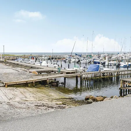 Knebel With A Fireplace 01 *